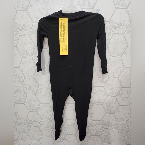 Nwt Toddler Boy's Halloween Clothes Bundle,  Sizes 12 months and 2T - Picture 5 of 6